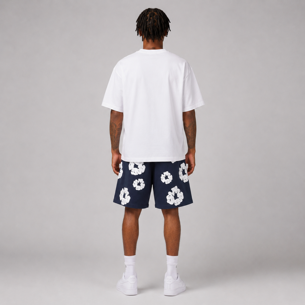 Navy White Puff Floral cotton shorts - detail view