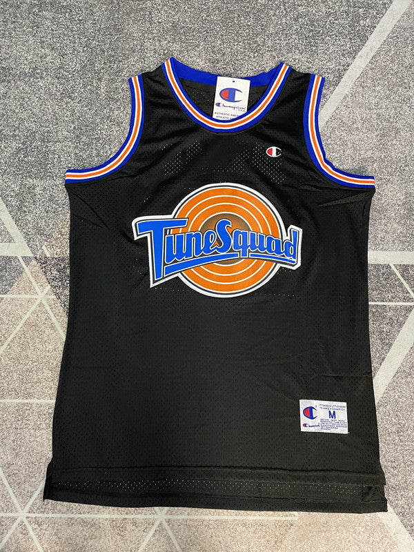 Black Chicago Bulls basketball jersey, full front view