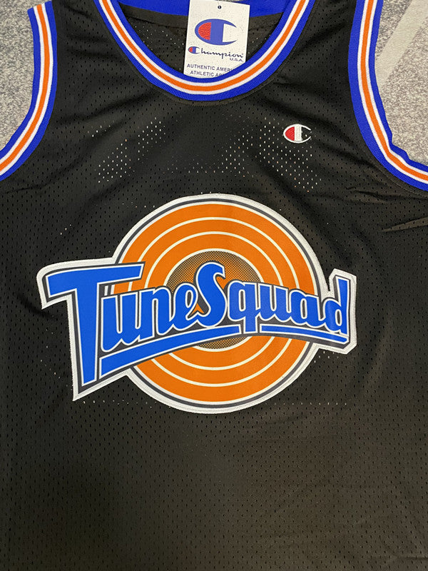 Black Chicago Bulls basketball jersey, front graphic detail