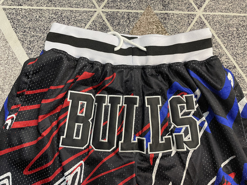 Black Chicago Bulls premium basketball shorts, graphic detail