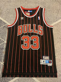 Chicago Striped Basketball Jersey #33 front view [SPMERGE:P137:front]