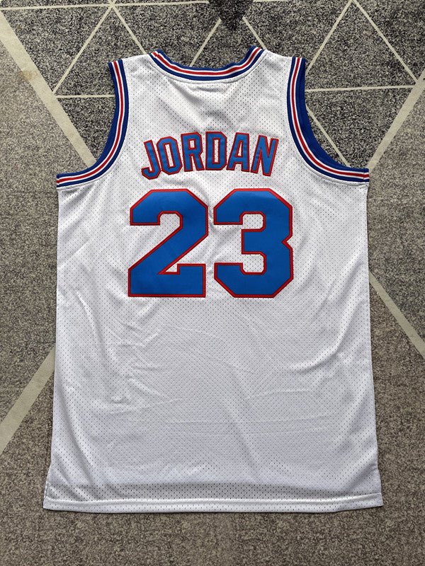White Chicago Bulls basketball jersey, full back view