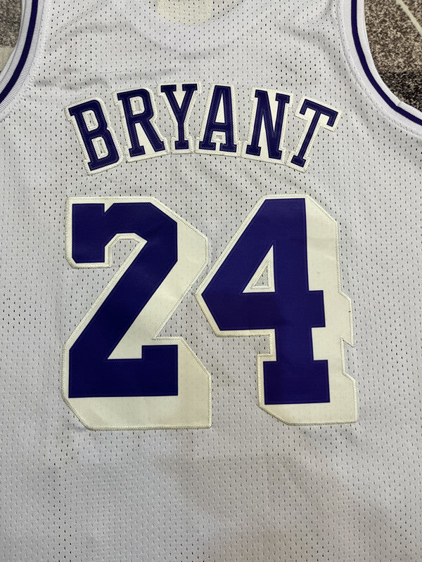 White LA Lakers basketball jersey, back lettering and number detail