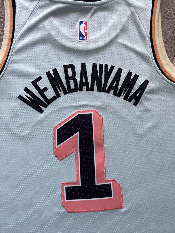 Ice Blue San Antonio Spurs basketball jersey, back lettering and number detail