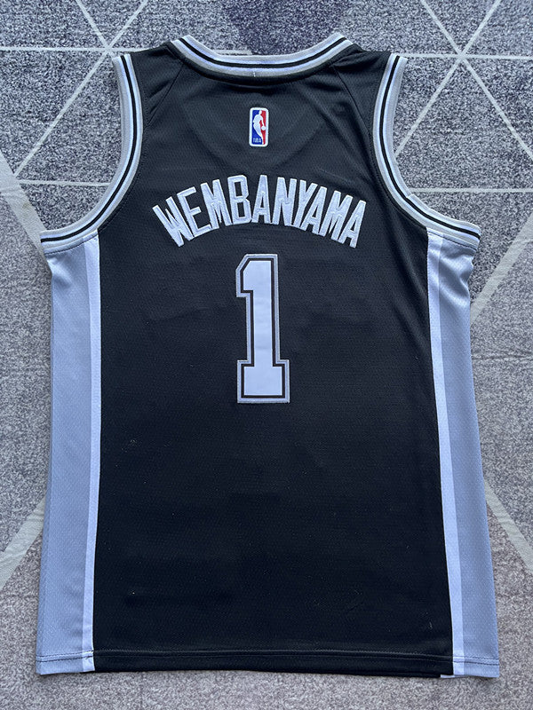 Black San Antonio Spurs basketball jersey, full back view